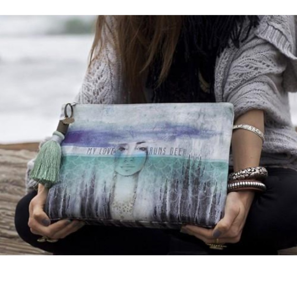 🌟EUC Papaya Art  My love runs deep large zip